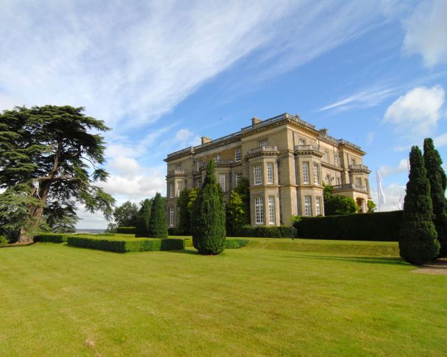 Hedsor House Exterior Shot 33061787298 O (1)