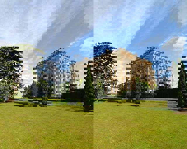 Hedsor House Exterior Shot 33061787298 O (1)