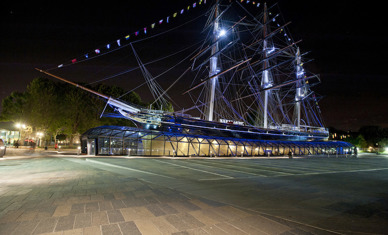 Cutty Sark Side View Night Web